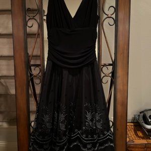 Jessica Howard Black dress with sparkling skirt size 6